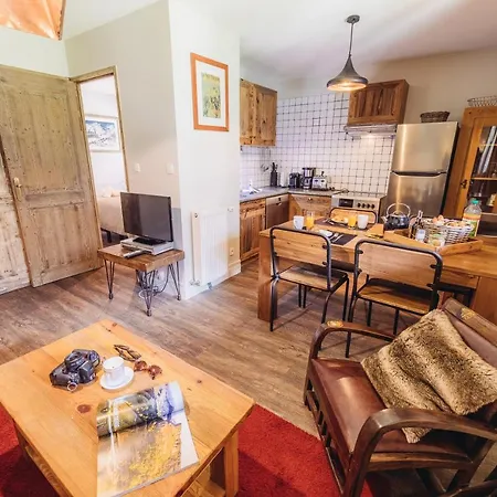 Chalet La Perle De L'Oisans - Appartements D'Exception Vaujany Exterior photo