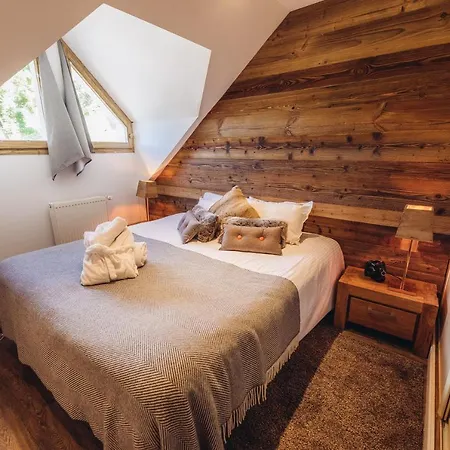 Chalet La Perle De L'Oisans - Appartements D'Exception Vaujany Exterior photo
